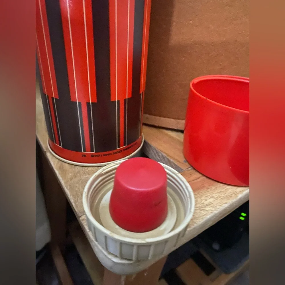 Vintage Thermos bottle - Picture 15 of 16